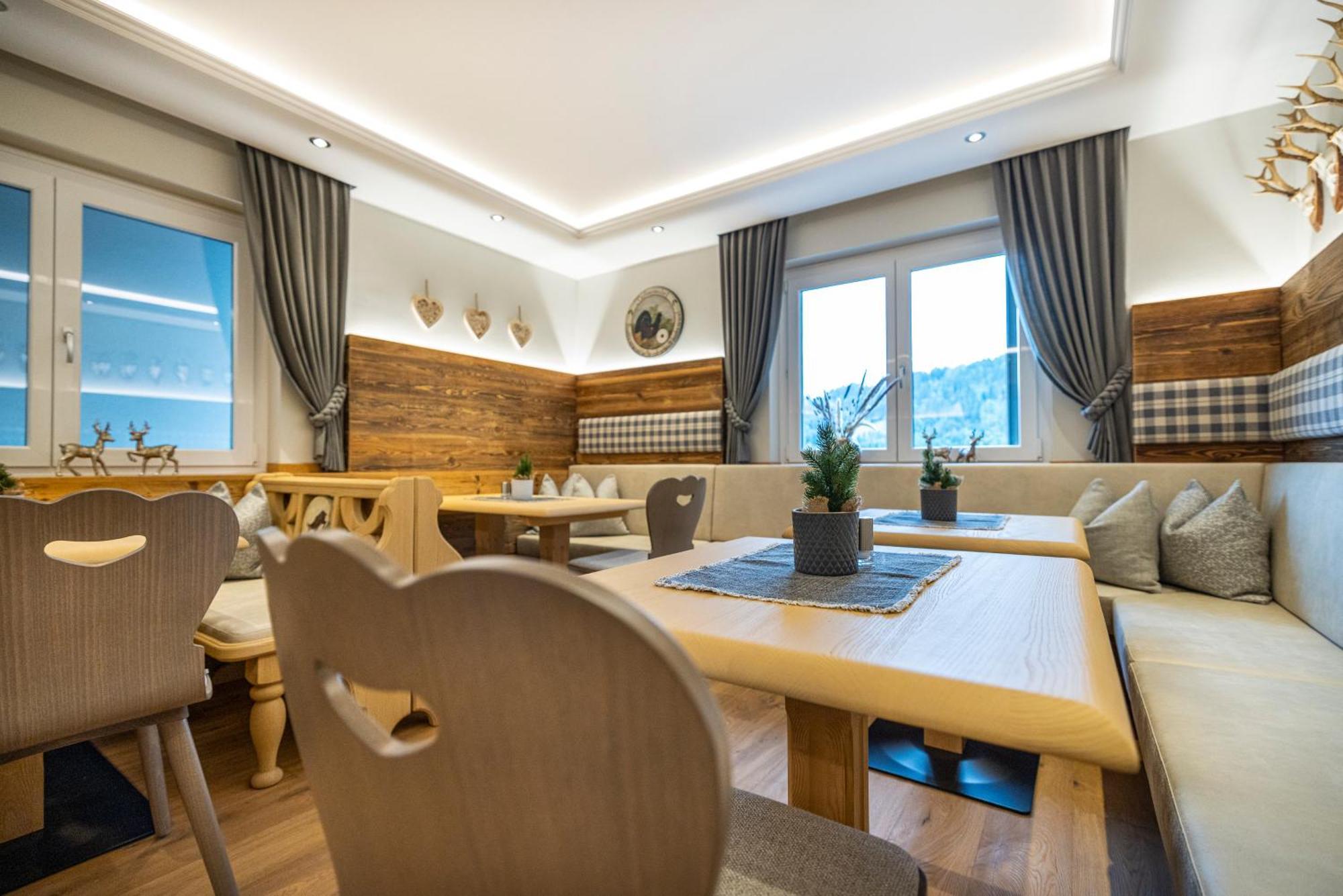 Aparthotel Jaegerheim ฟลาคเฮา ภายนอก รูปภาพ